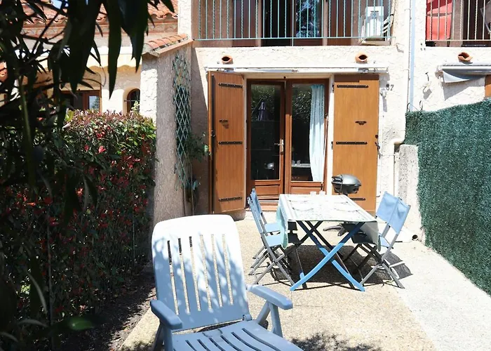Maison Climatisée Avec Terrasse à St Cyprien *